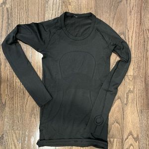 Lululemon Swiftly Tech Long Sleeve
